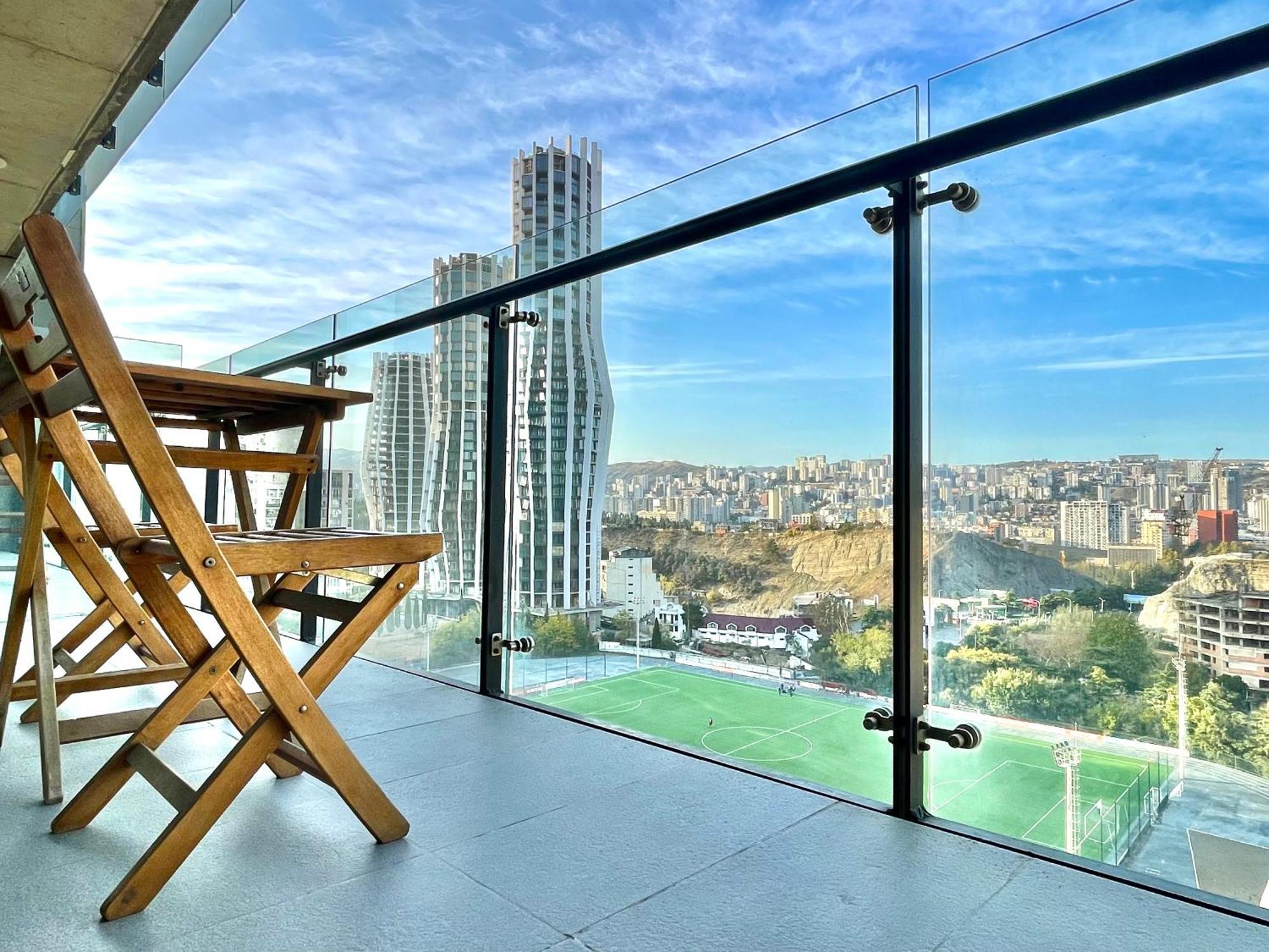 Full Comfort Apartment At Chavchavadze 第比利斯 外观 照片
